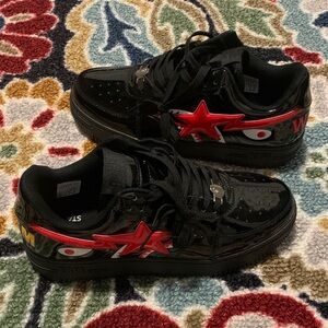 Bape Men's Black and Red Star Sneakers